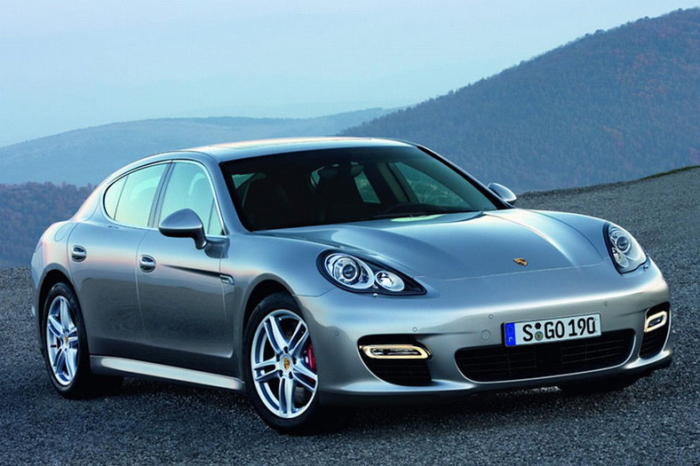 Porsche Panamera – wnętrze, dane techniczne i niemieckie ceny