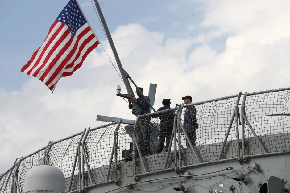 Peking tvrdi da SAD ugrožavaju mir u regionu