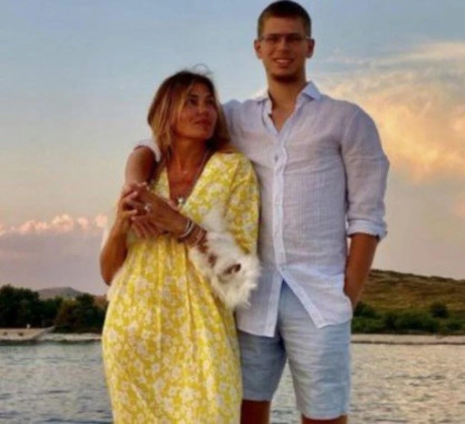 Branka Nevistić sa sinom