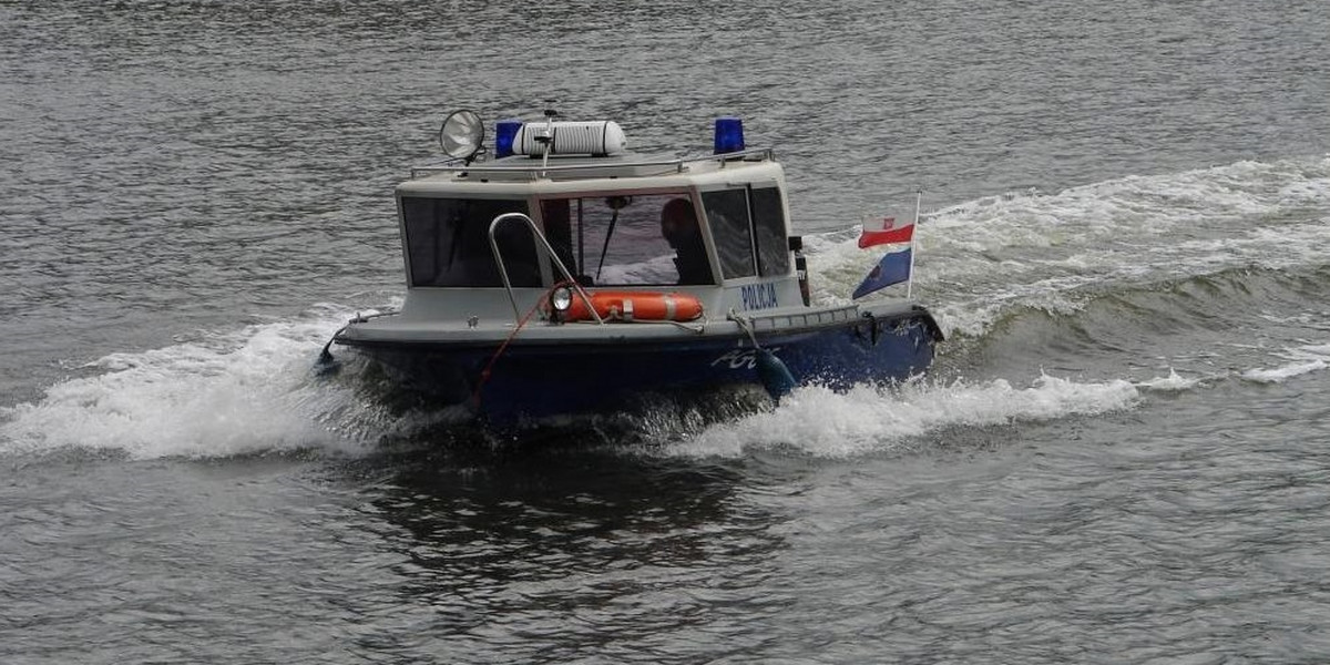 Akcja policji nad Wisłą. Wędkarz znalazł ciało