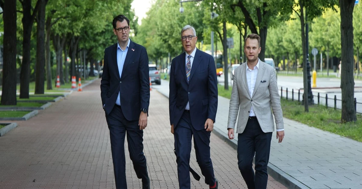 Roman Giertych wstępuje do jednej z partii. "Postanowiłem dać przykład"