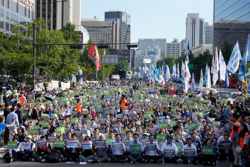 Građani Južne Koreje se protive ispuštanju prerađene radioaktivne vode iz Fukušime 