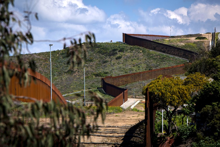 Zid je duži od 3.000 kilometara