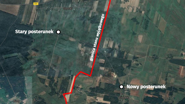 Mapa z naniesionym wcześniejszym i obecnym posterunkiem policji oraz realną granicą strefy stanu wyjątkowego.