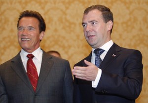 51007_0601-medvedev-svarci-foto-reuter