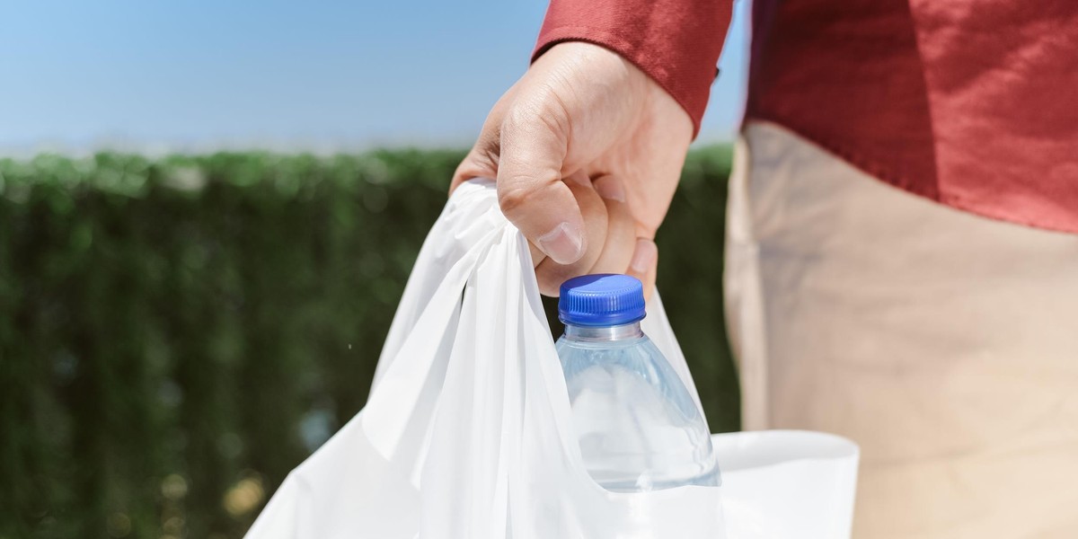 Nowy Jork jest trzecim po Kalifornii i Hawajach stanem, który redukuje używanie plastikowych toreb