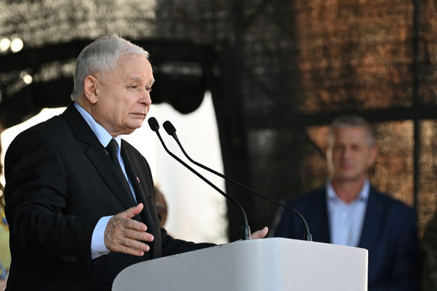 Jarosław Kaczyński podczas pikniku wojskowego w Zawichoście