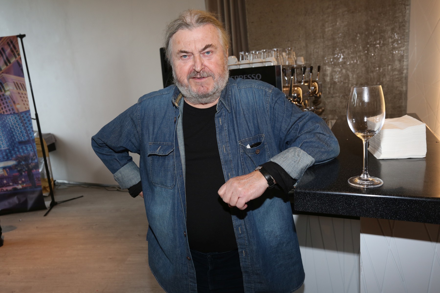 Český hudobník a maliar František Ringo Čech.