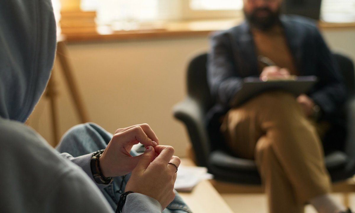 Czy można nie kochać własnych rodziców? "Świętość rodziny bywa iluzją"