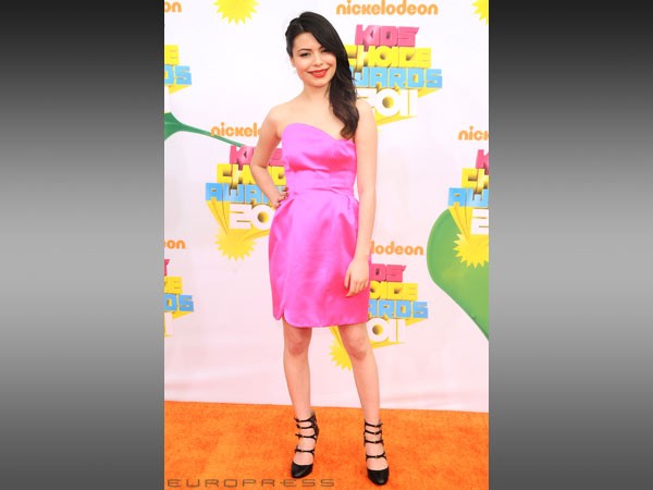 35967_cosgrove-kids-choice-awards-2011-g-d00025D3163d8c8184e58