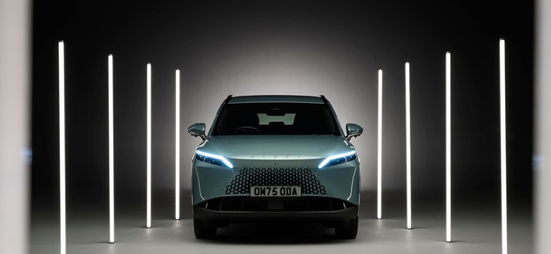 OMODA 7 wjeżdża do Polski. Ma silnik 1.5 i deklasuje zasięgiem. Cena?