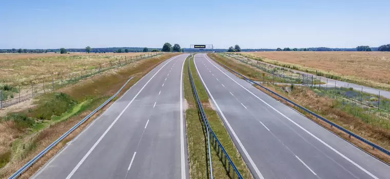 Drogi ekspresowe nie będą autostradami. Minister Adamczyk o pojawiających się spekulacjach