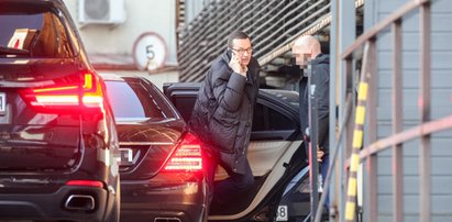 Sąsiedzi Morawieckiego z ironią i ulgą o odebraniu mu ochrony. "Przeganialiśmy ich z parkingu"