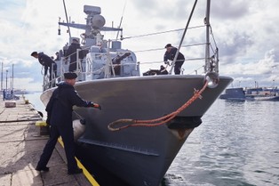 Northern Coast 2015. Polskie okręty wypływają na manewry wojskowe [ZDJĘCIA]