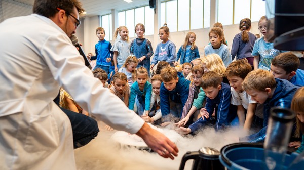 Akademia uczy i bawi