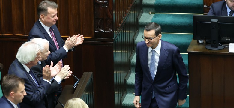 Nowy gabinet Mateusza Morawieckiego bez czołowych nazwisk. PiS otwiera drzwi dla Konfederacji i Trzeciej Drogi