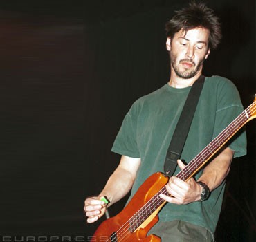 36013_keanu-reeves-basszusgitar-zene-sl-d00025E133e6c954c0fe6