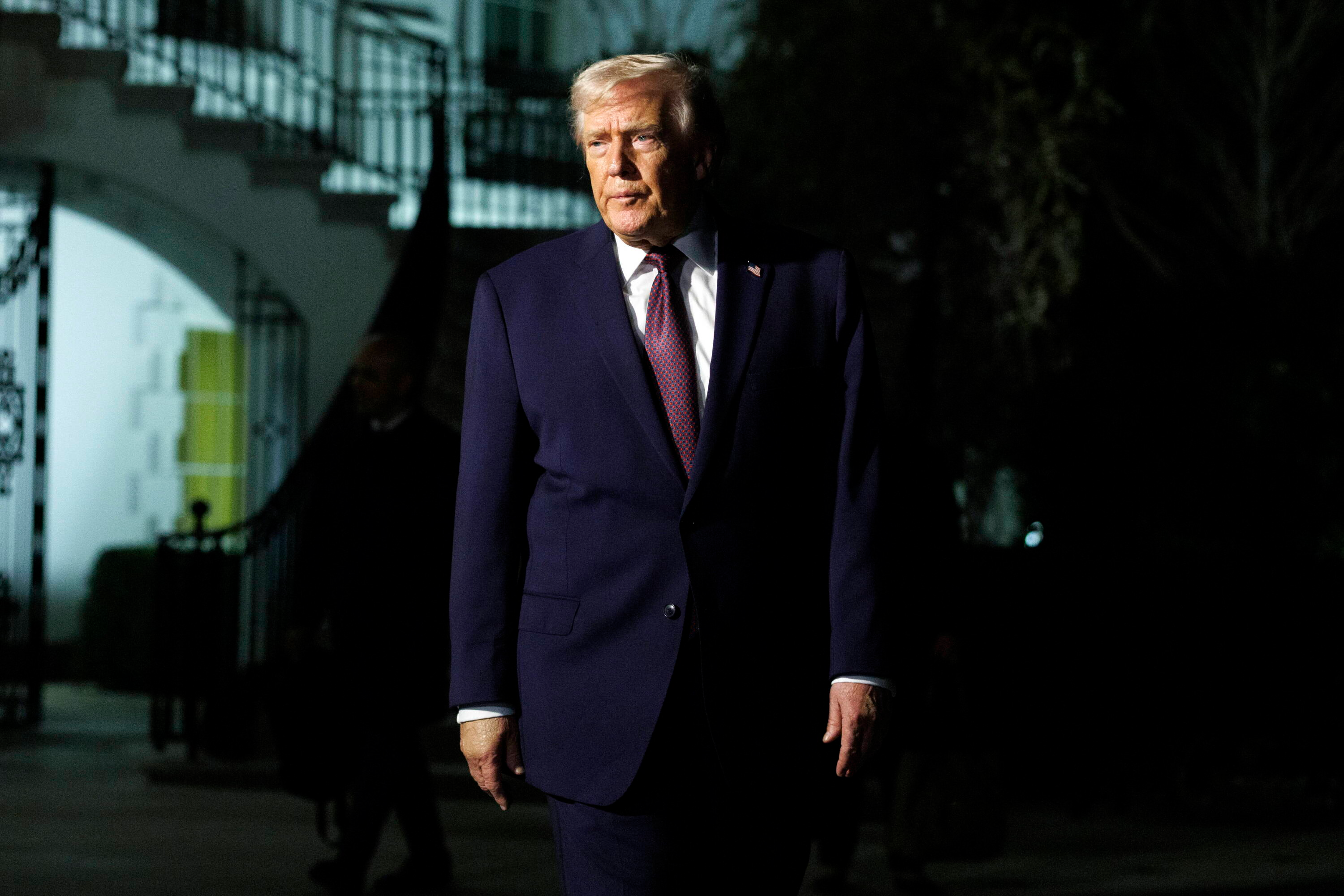 Tuż przed spotkaniem z Zełenskim: Trump rozmawiał z Putinem