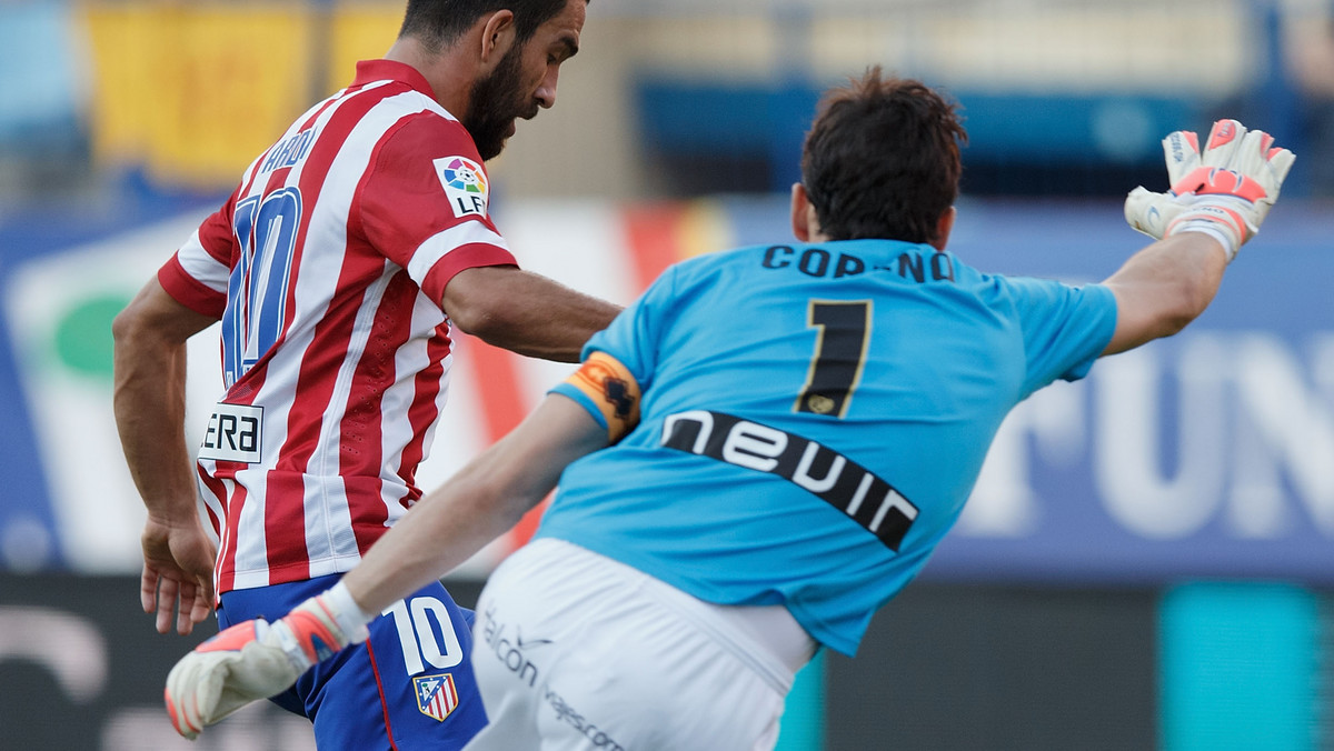 Drużyna Atletico Madryt wysoko wygrała z Rayo Vallecano w małych derbach Madrytu. Rojiblancos pokonali rywala 5:0. Trener przegranych był tak zdenerwowany i zirytowany grą swoich podopiecznych, że nie pozostawił na nich suchej nitki.