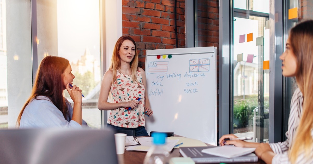 Urlop szkoleniowy z zachowaniem wynagrodzenia – kto może z niego skorzystać i ile dni wolnego przysługuje pracownikowi?