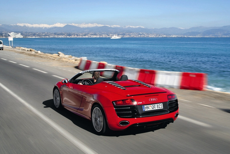 Audi R8 Spyder – z pięknem trzeba obcować