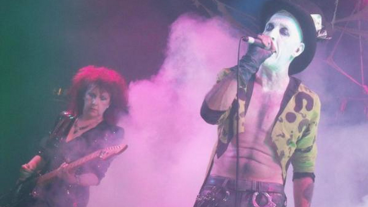 Istniejący już niemal 30 lat zespół Alien Sex Fiend wystąpi na festiwalu Castle Party 2012 w Bolkowie. Impreza potrwa od 27 do 29 lipca.