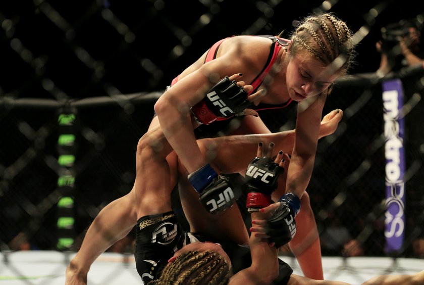 Ta piękność w ringu zamienia się w diablicę! Paige VanZant