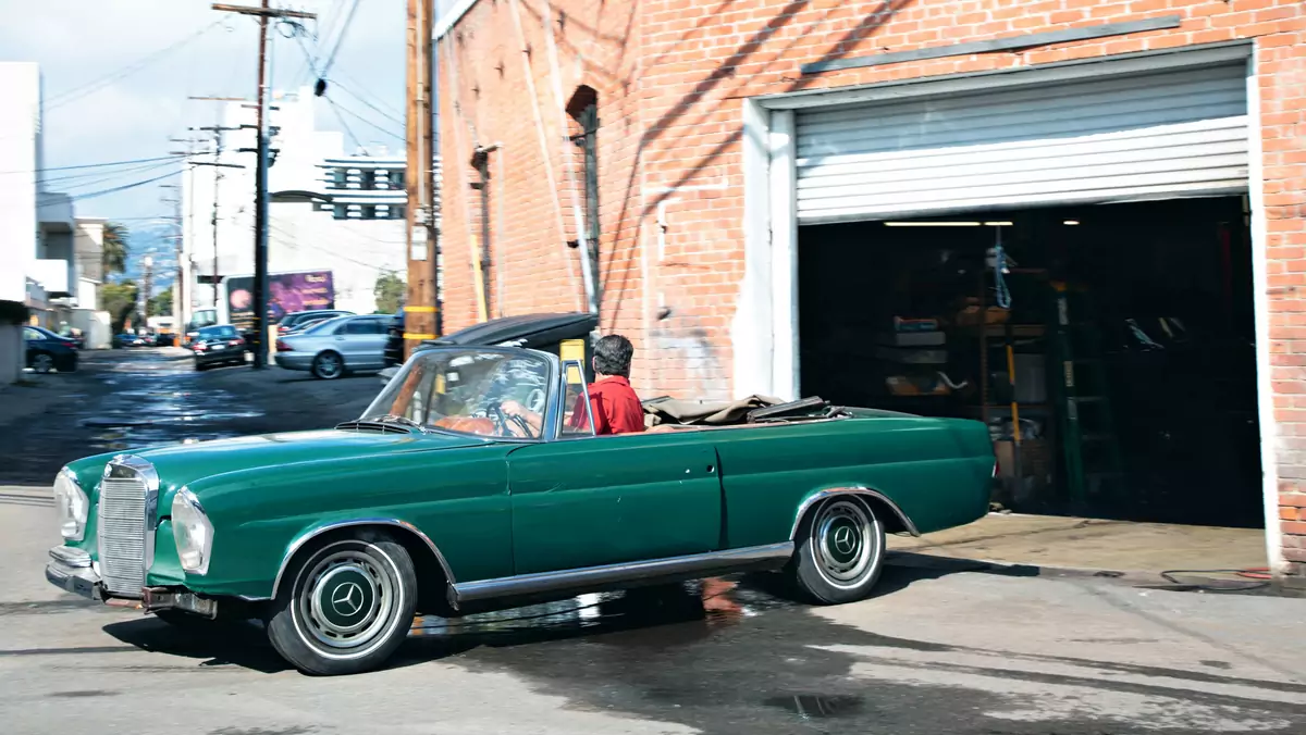 Mercedes 300 SE Cabriolet