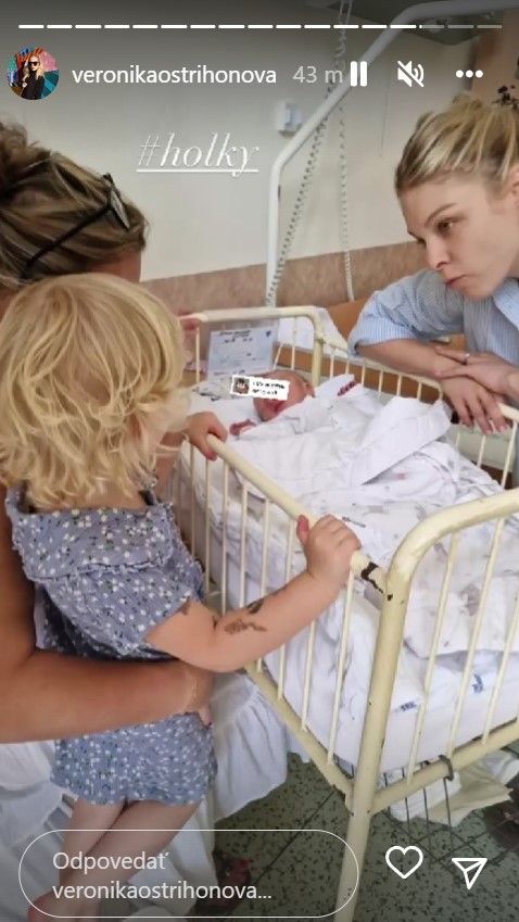 Veronika Cifrová Ostrihoňová na archívnej fotke z pôrodnice.