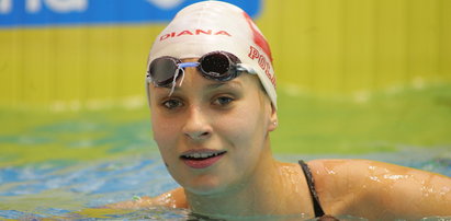 Piękna polska pływaczka w ciąży