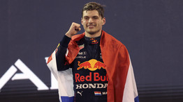 Forma-1: Verstappen köszönetet mondott a világbajnoki címéért – fotó 