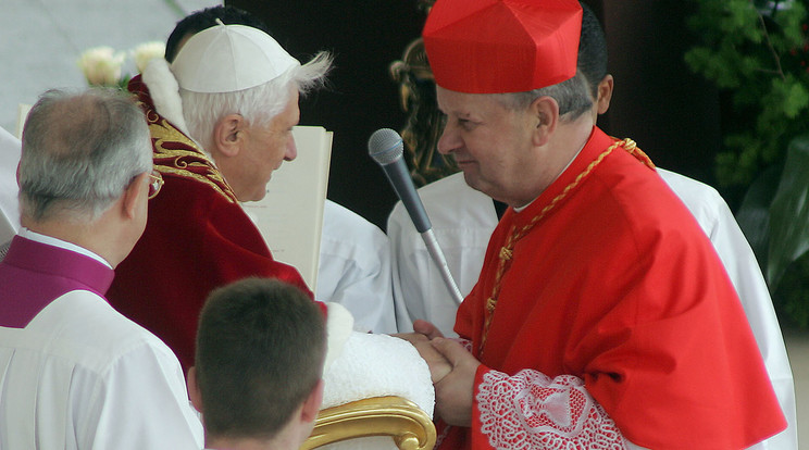 II. János Pál pápa és Stanislaw Dziwisz bíboros. /Fotó:NorthFoto