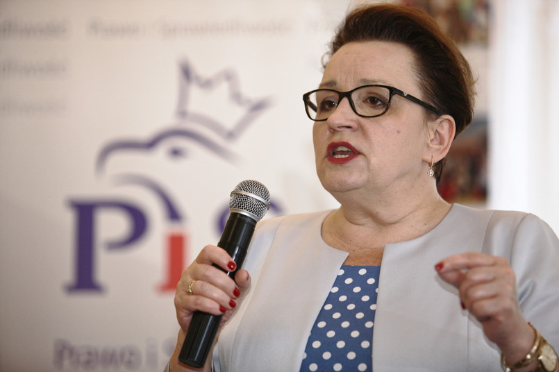 Minister edukacji Anna Zalewska podczas spotkania z mieszkańcami Szprotawy.