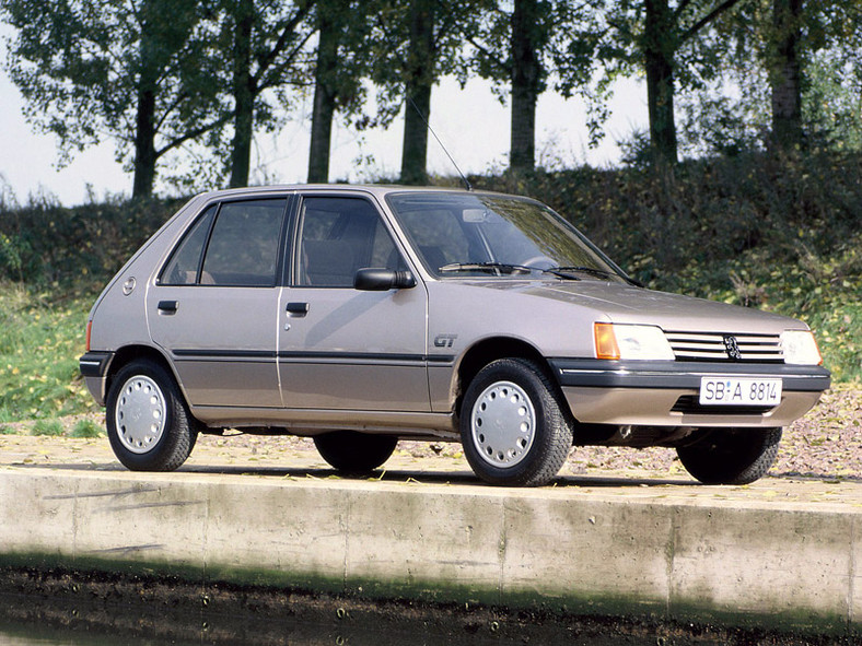 Peugeot 205: 25 lat legendy