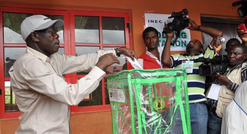 Governor Adams Oshiomhole casting his vote