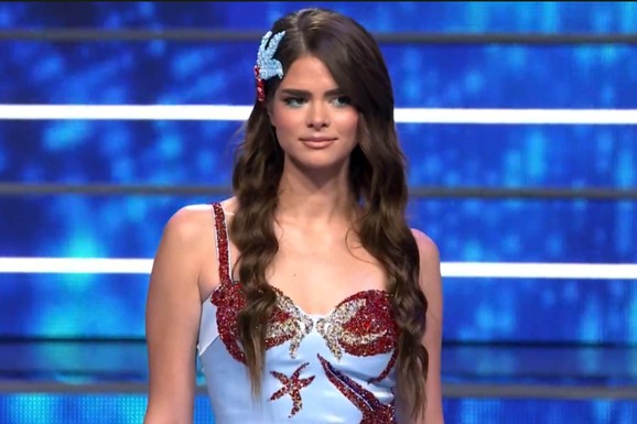 KEBINA BIVŠA SNAJKA KAO SIRENA U "ZVEZDAMA GRANDA" Sofija Dacić raspametila izgledom, a evo šta joj je pevač poručio: "Hvala čika Dragane"