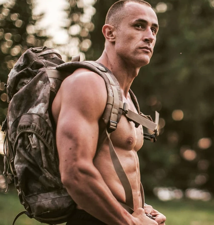 Marko Nikolić, humanitarac i ekstremni sportista