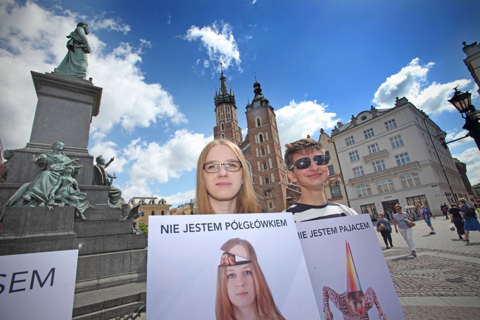 "STOP hejtowi, Jestem człowiekiem"