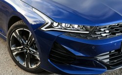 Jedna Kia znika, pojawi się nowa. Ten model przechodzi do historii