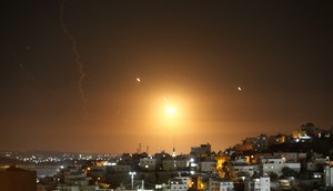 Munitions fired by Iran are seen over Jerusalem on October 1.Photo by Wisam Hashlamoun/Anadolu via Getty Images