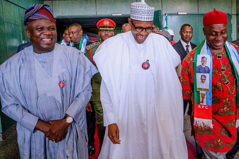 Buhari amb 