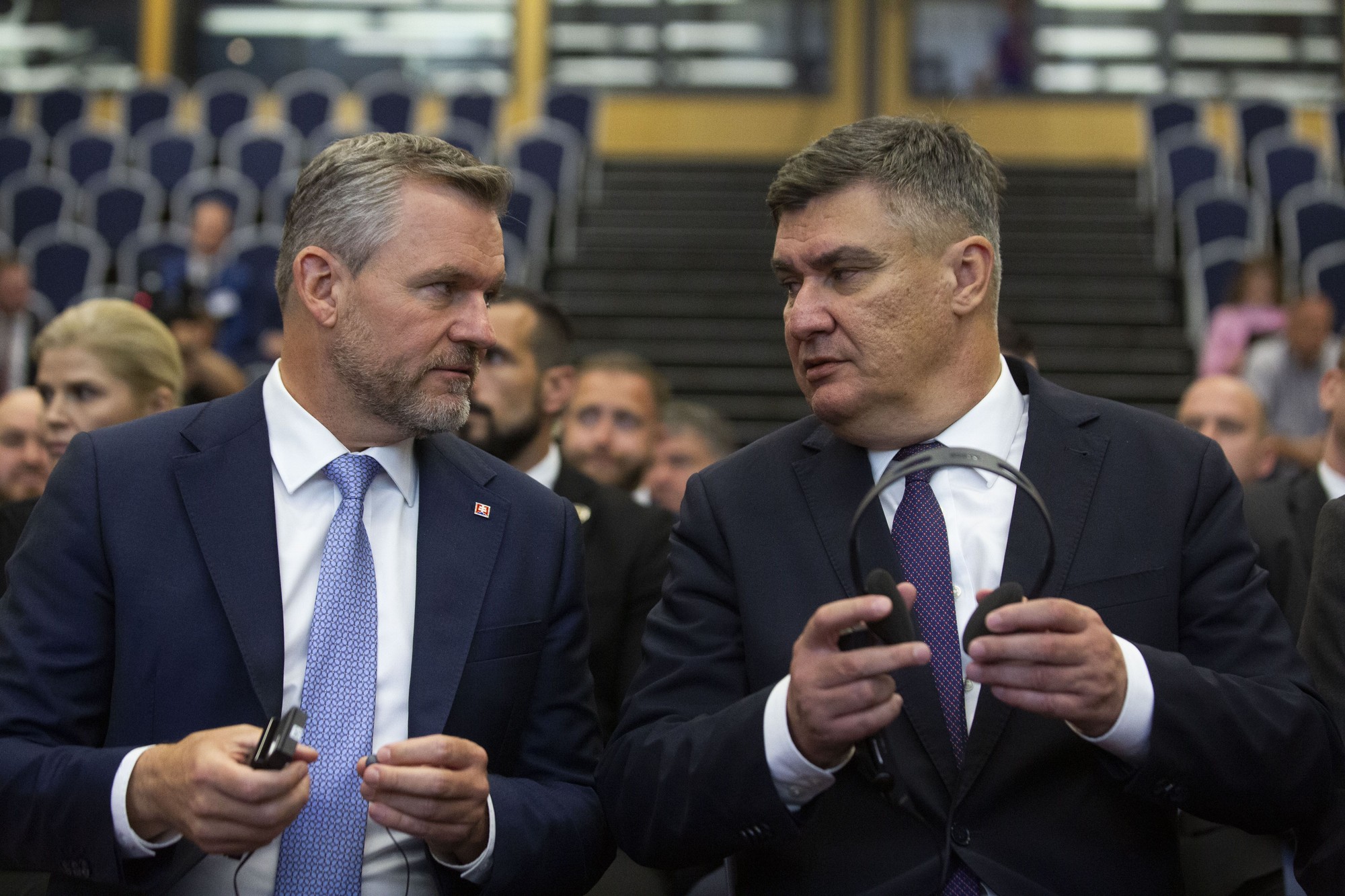 Slovenský prezident Peter Pellegrini (vľavo) a chorvátsky prezident Zoran Milanovič. 
