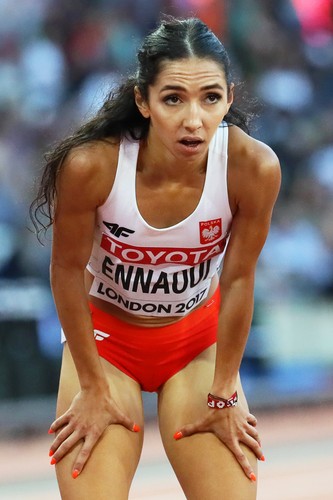 Sofia Ennaoui podczas półfinałowego biegu na 1500 m