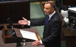 Prezydenta Duda: Dziś demokracja w Polsce jest silniejsza niż kiedykolwiek. CAŁE ORĘDZIE