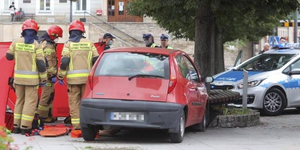 Samochód wjechał w ludzi w Gorlicach 