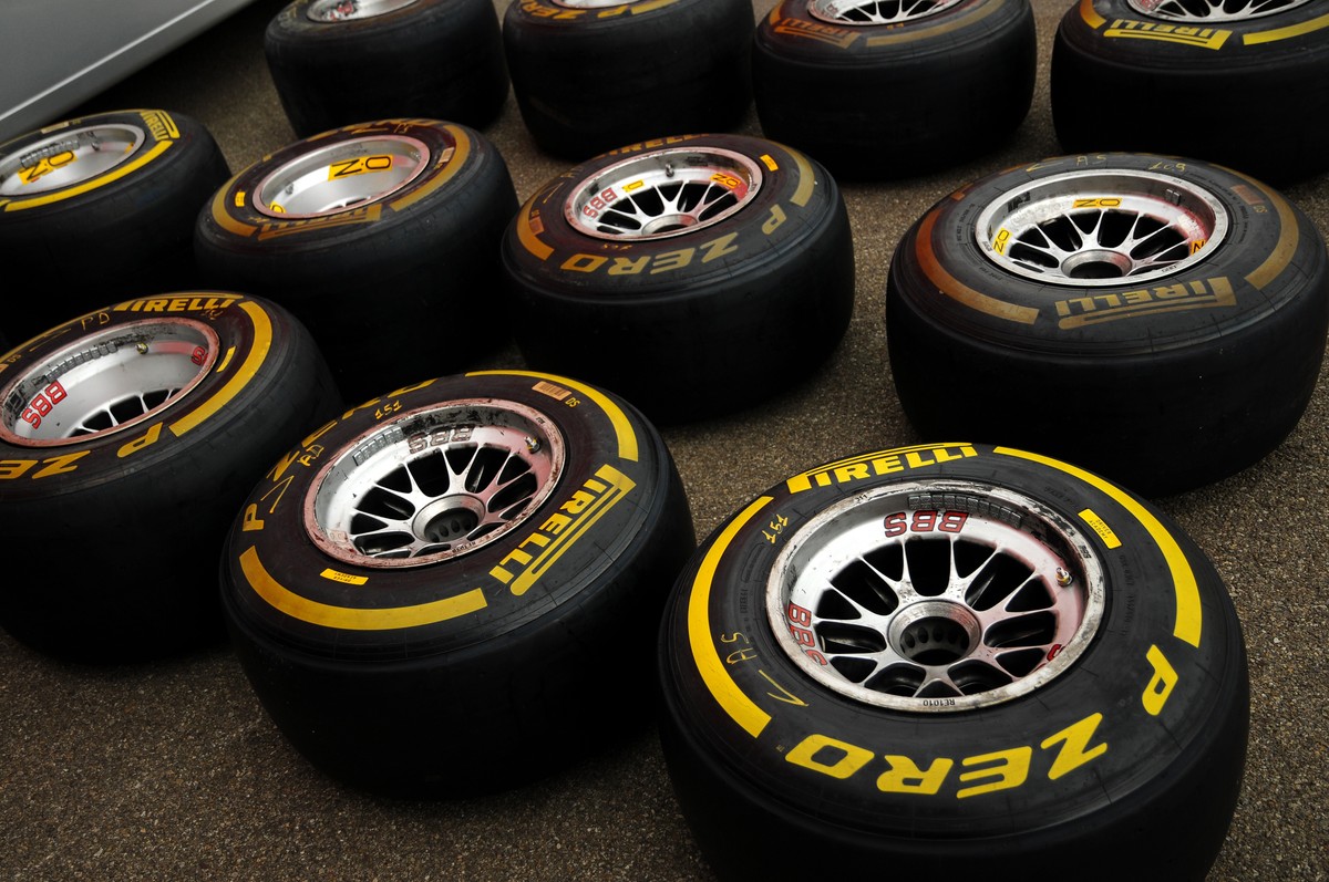 Limit jazdy bez zmiany opon. Kierowcy będą musieli wymienić je co najmniej dwa razy