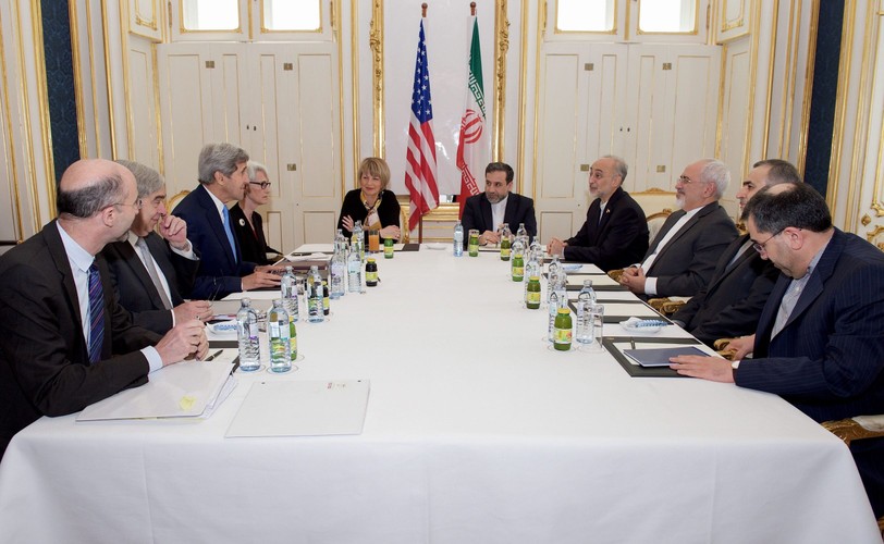 Podpisanie prozumienia nuklearnego sześciu mocarstw z Iranem