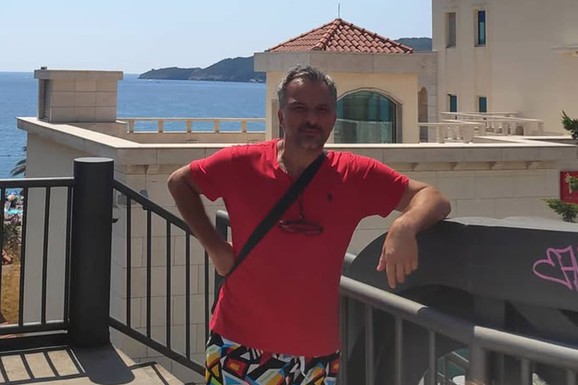 "TUKLA ME JE PRED SINOVIMA, MOLIO SAM JE DA PRESTANE" Pevač trpeo nasilje od žene, pa je uhvatio u prevari: "Saznao sam za njenu aferu"