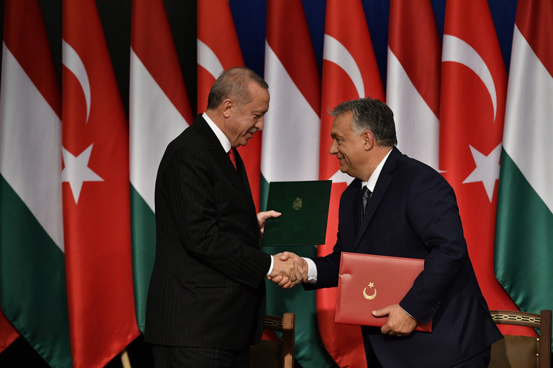 Prezydent Turcji Recep Tayyip Erdogan i premier Węgier Viktor Orban podczas spotkania w Budapeszcie, 7 listopada 2019 r.