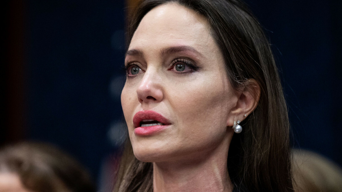 Wojna Rosja - Ukraina. Angelina Jolie będzie wspierać ofiary wojny 